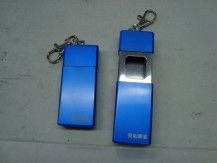 抽拉式便携烟灰缸